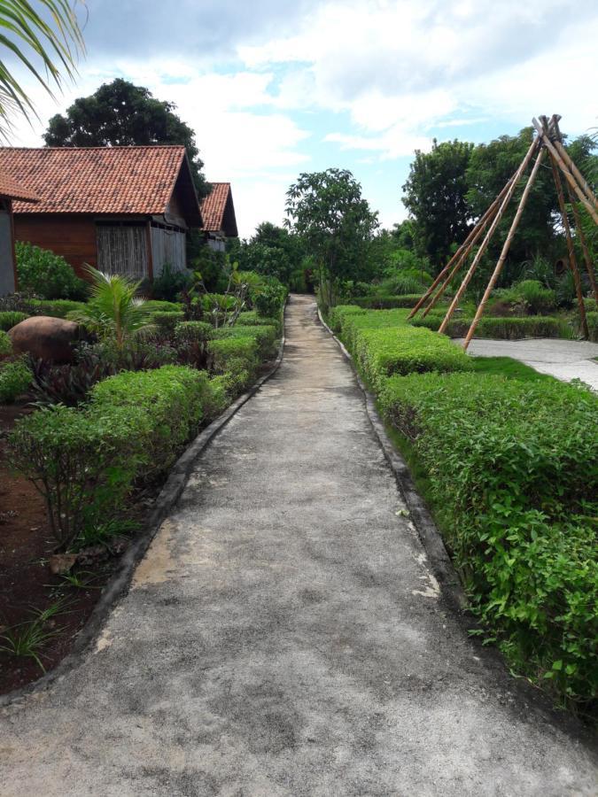 Marind Dive Eco Resort Waha Ngoại thất bức ảnh