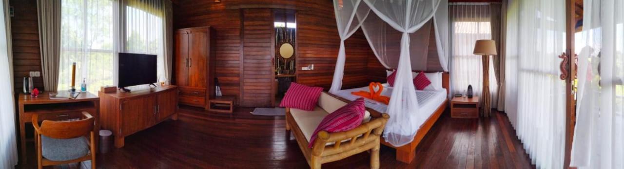 Marind Dive Eco Resort Waha Ngoại thất bức ảnh