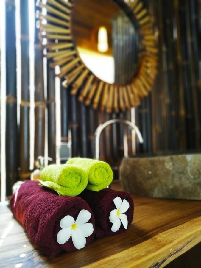 Marind Dive Eco Resort Waha Ngoại thất bức ảnh