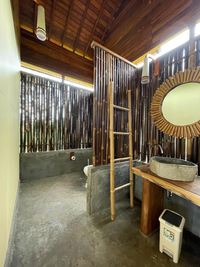 Marind Dive Eco Resort Waha Ngoại thất bức ảnh