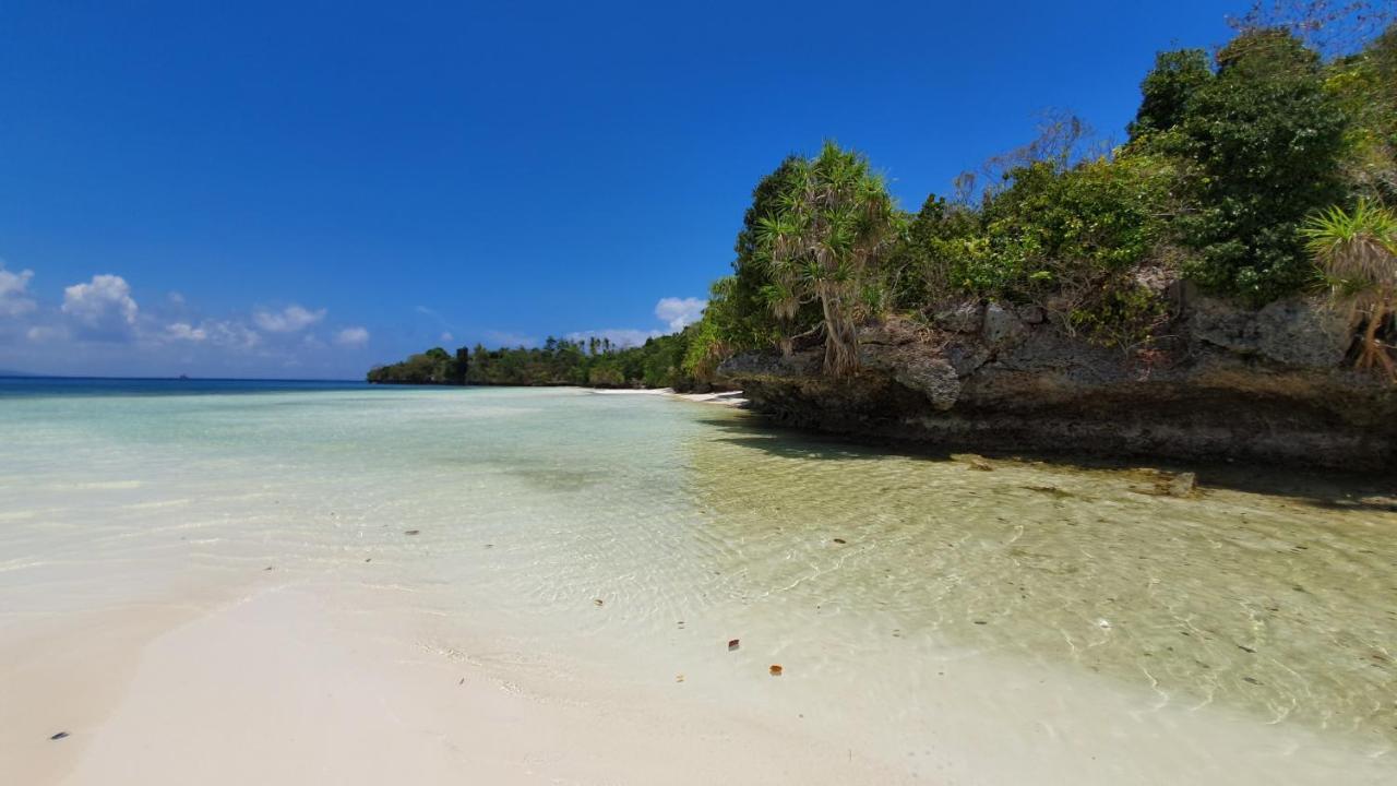 Marind Dive Eco Resort Waha Ngoại thất bức ảnh